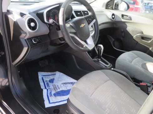 Used 2017 Chevrolet Sonic LS image 12