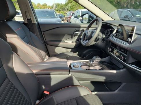 New 2026 Nissan Rogue SV AWD/4WD image 33