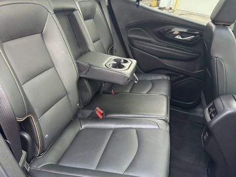 Used 2024 GMC Terrain AT4 w/ Infotainment Package II image 43