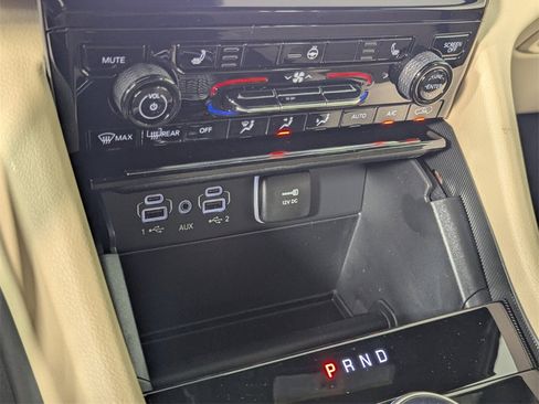 New 2025 Jeep Grand Cherokee Limited image 21