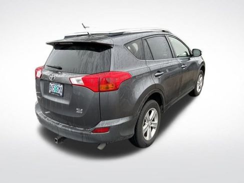 Used 2013 Toyota RAV4 XLE image 14