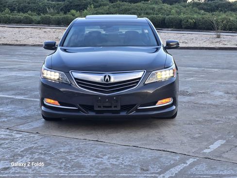 Used 2014 Acura RLX image 2