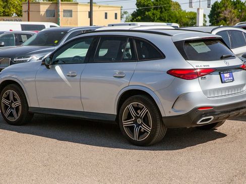 Used 2024 Mercedes-Benz GLC 300 4MATIC image 6