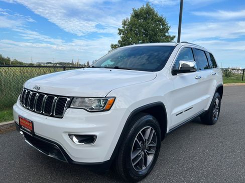 Used 2020 Jeep Grand Cherokee Limited AWD/4WD image 6