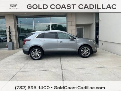 Certified 2024 Cadillac XT5 Premium Luxury w/ LPO, Floor Liner Package AWD/4WD image 4