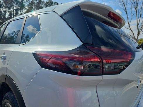 New 2026 Nissan Rogue SV FWD image 37