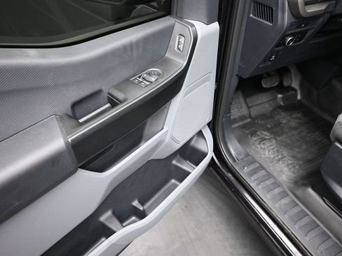 Used 2025 Ford F150 XL w/ Equipment Group 103A High image 17