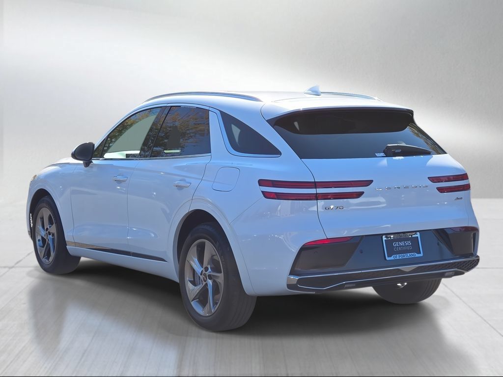 Used 2026 Genesis GV70 2.5T AWD/4WD image 3
