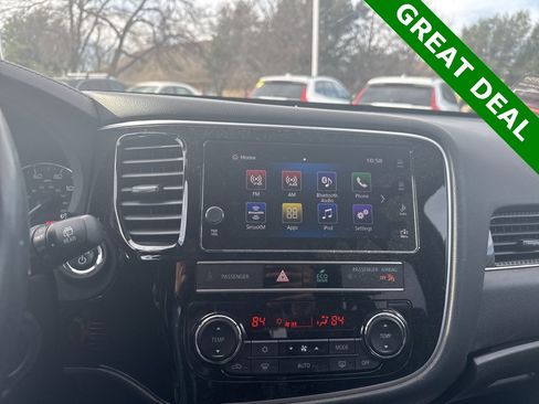 Used 2019 Mitsubishi Outlander SEL image 19