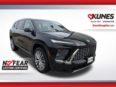 Used 2025 Buick Enclave Avenir w/ Trailering Package, 5000 lbs.