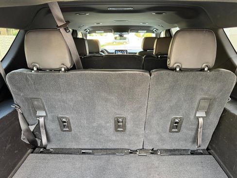 Used 2021 GMC Yukon XL SLT RWD image 17