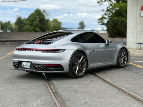 Used 2020 Porsche 911 Carrera S RWD image 3