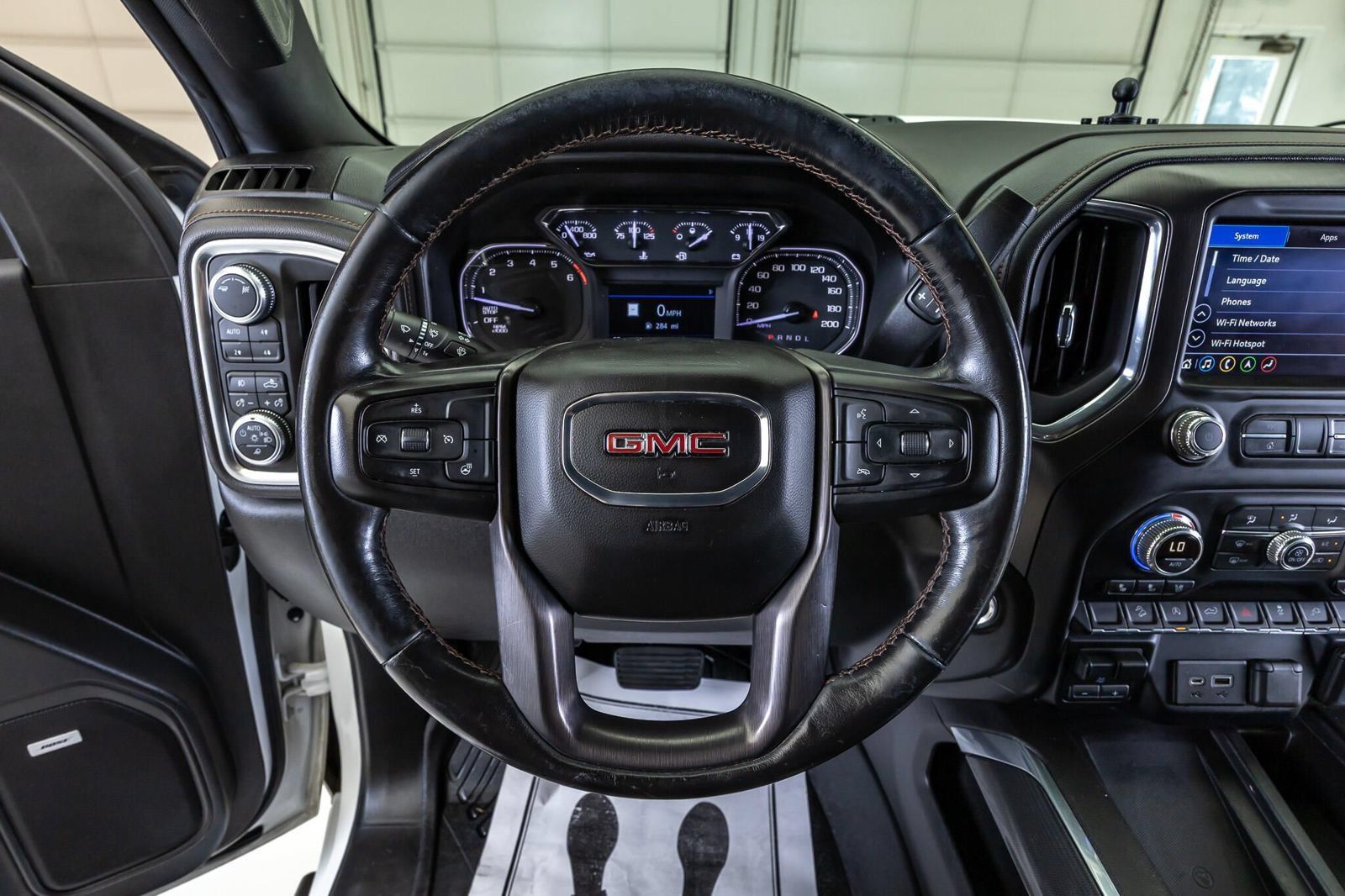 Used 2019 GMC Sierra 1500 AT4 w/ AT4 Preferred Package AWD/4WD image 16