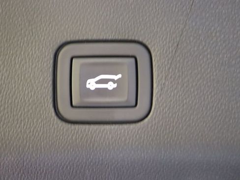 Used 2023 GMC Yukon Denali AWD/4WD image 72