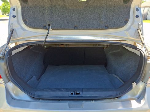 Used 2008 Ford Focus SE FWD image 27