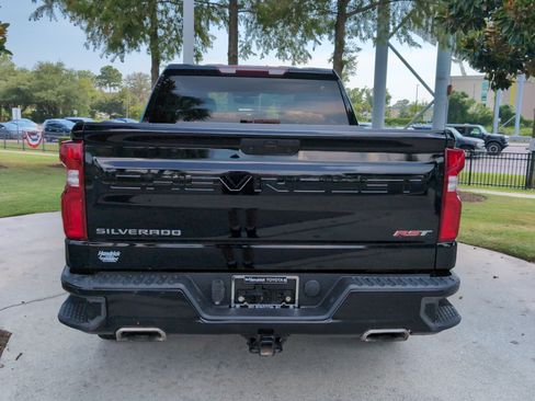 Used 2021 Chevrolet Silverado 1500 RST w/ Z71 Off-Road Package AWD/4WD image 9