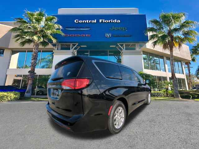 New 2026 Chrysler Voyager LX FWD image 5