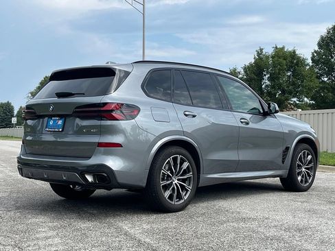 Certified 2026 BMW X5 xDrive40i w/ M Sport Package AWD/4WD image 7