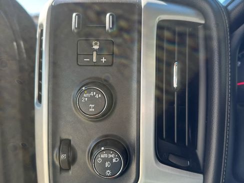 Used 2018 GMC Sierra 1500 SLT image 19