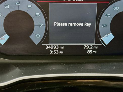 Used 2025 Audi Q3 2.0T Premium AWD/4WD image 19
