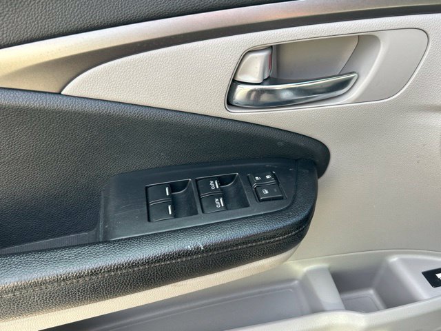 Used 2017 Honda Pilot LX image 17