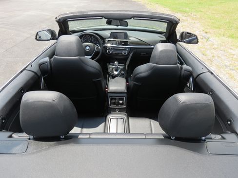 Used 2017 BMW 430i Convertible RWD image 28