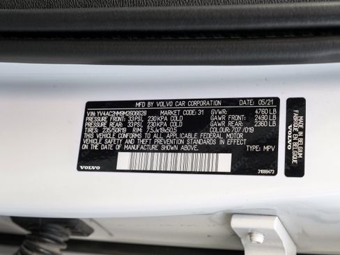 Used 2021 Volvo XC40 T4 R-Design image 64