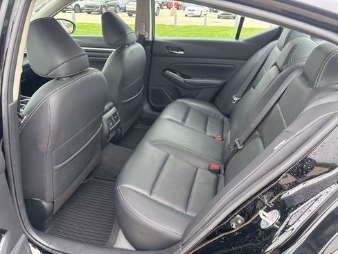 Used 2022 Nissan Altima 2.5 SL FWD image 9
