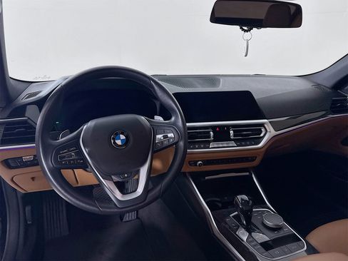 Used 2021 BMW 430i Convertible w/ Convenience Package image 23