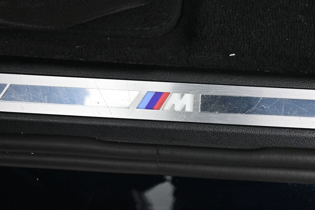 Used 2025 BMW X5 xDrive40i w/ M Sport Package AWD/4WD image 11