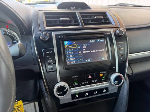 Used 2012 Toyota Camry SE FWD image 27