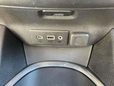 Used 2025 Chevrolet Malibu LT FWD image 27