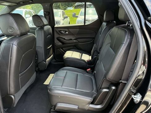 Certified 2023 Chevrolet Traverse RS AWD/4WD image 13