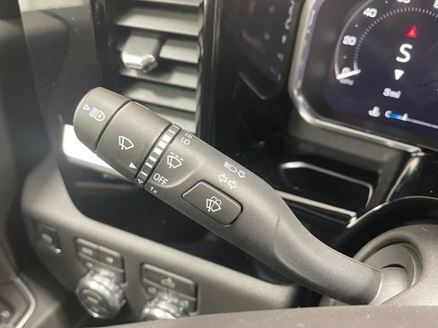 New 2026 GMC Sierra 1500 SLE image 26