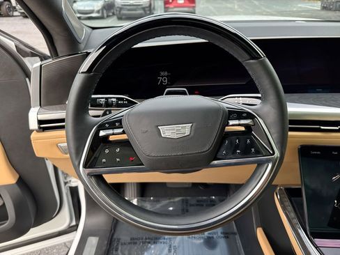 Used 2025 Cadillac Escalade IQ Sport 2 AWD/4WD image 16