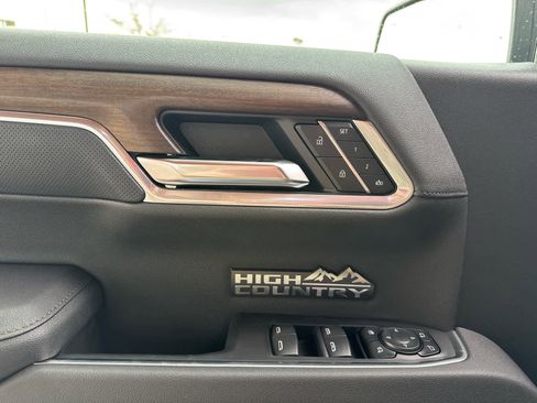 New 2026 Chevrolet Silverado 1500 High Country w/ Technology Package image 17
