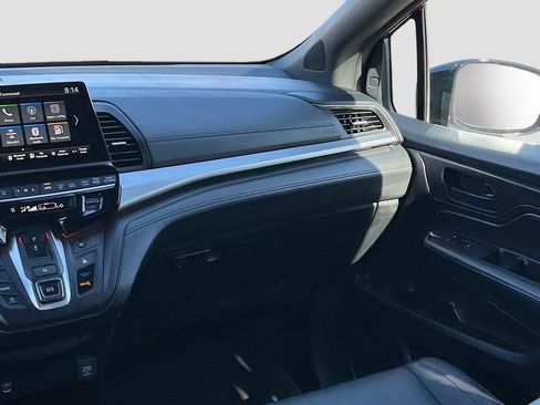 Used 2025 Honda Odyssey Sport-L image 23
