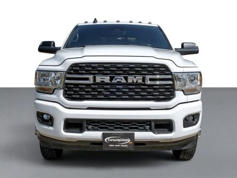Used 2022 RAM 3500 Big Horn w/ Level C Equiment Group AWD/4WD image 3
