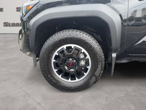 Used 2026 Toyota Tacoma TRD Off-Road w/ TRD Off Road Premium Package AWD/4WD image 14