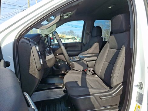 Used 2024 GMC Sierra 2500 Pro image 13