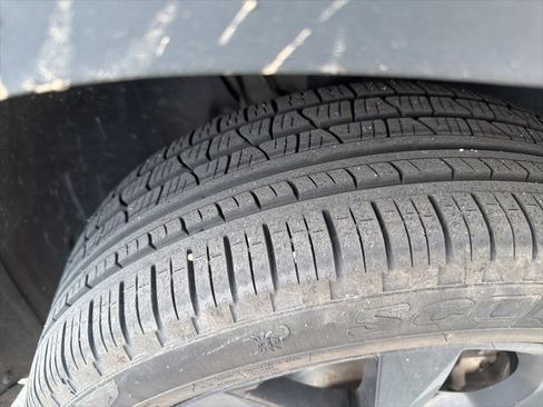 Used 2022 Volkswagen Taos SE image 10