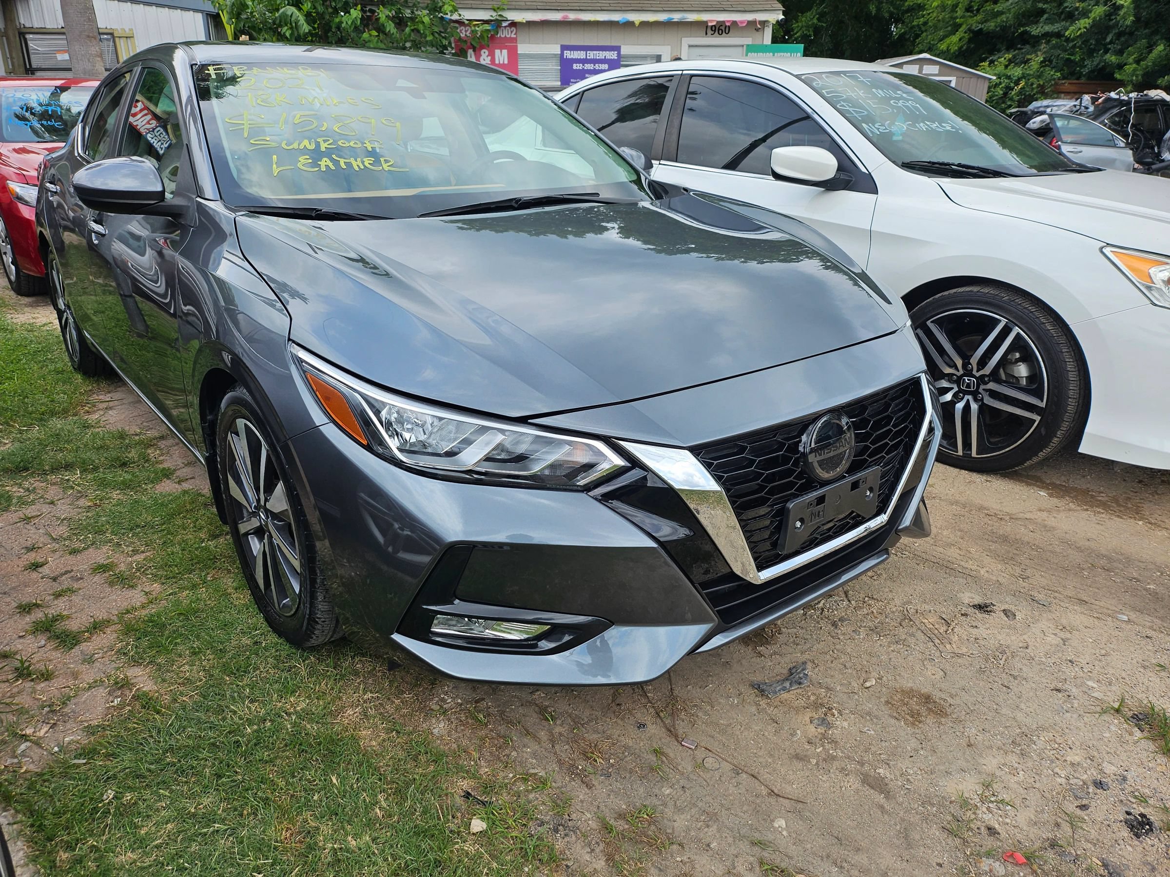 Used 2021 Nissan Sentra SV w/ SV Premium Package FWD image 4
