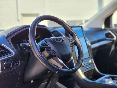 Certified 2023 Ford Edge SEL w/ Convenience Package image 19