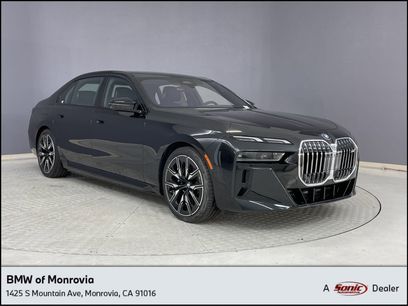 New 2024 BMW i7 M70 w/ Premium Package