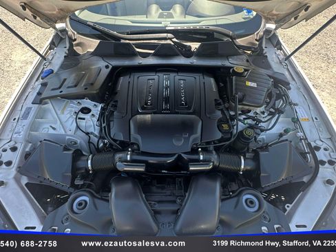 Used 2017 Jaguar XJ R-Sport AWD/4WD image 11