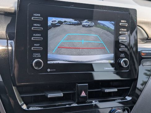 Used 2022 Toyota Camry SE FWD image 20
