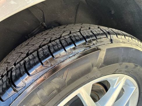 Certified 2024 Chevrolet Equinox LT AWD/4WD image 26