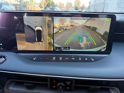 New 2026 Nissan Leaf SV+ w/ Floor Mat Package (SV+) image 24