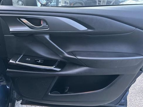 Used 2023 MAZDA CX-9 Touring image 8