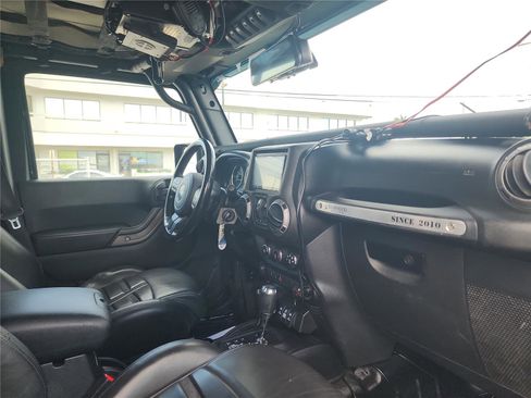 Used 2014 Jeep Wrangler Unlimited Sport w/ Quick Order Package 24S image 27